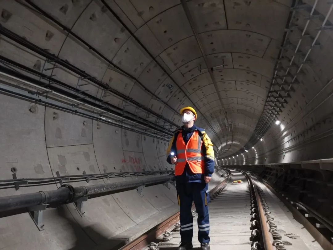 定图2.jpg 定图2.jpg